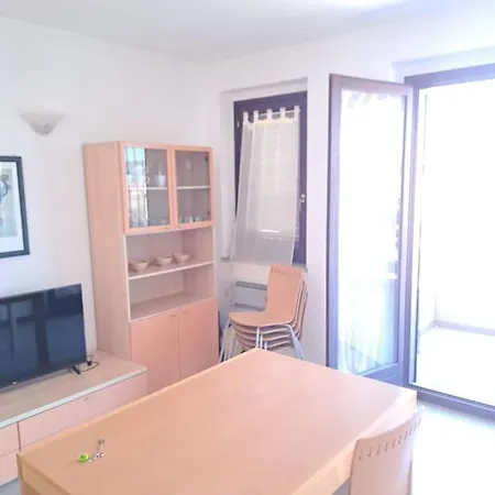 アパート For 8 People